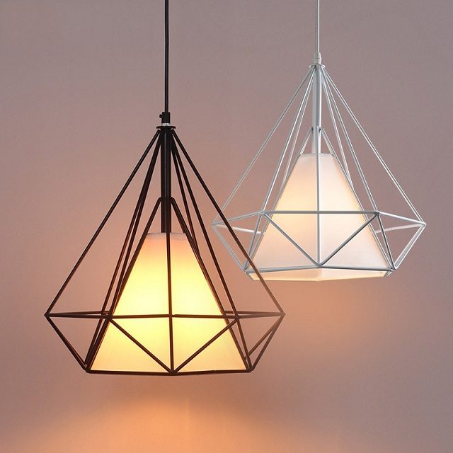 Mau-den-tha-tran-kim-cuong